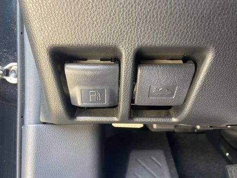 Used 2023 Toyota RAV4 LE FWD image 24