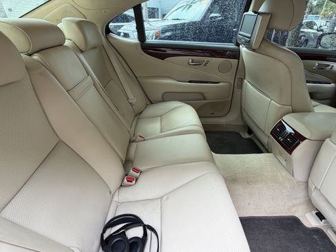 Used 2010 Lexus LS 460 L AWD/4WD image 41