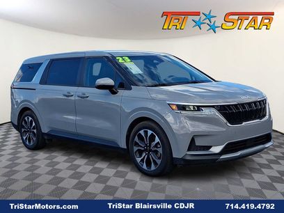 Certified 2023 Kia Carnival EX