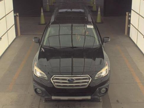 Used 2017 Subaru Outback 2.5i Limited AWD/4WD image 15