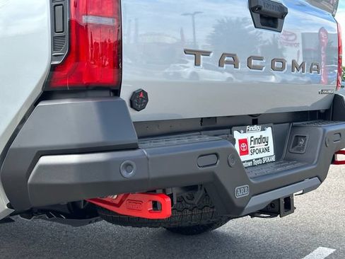 New 2026 Toyota Tacoma 4x4 Double Cab Hybrid image 9