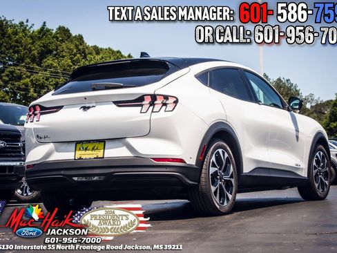 New 2025 Ford Mustang Mach-E Select image 27