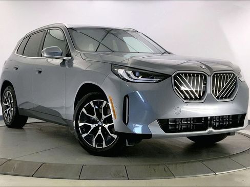 Used 2025 BMW X3 xDrive30i w/ Premium Package image 1