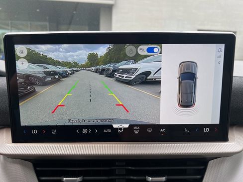 New 2025 Ford Explorer Active w/ Active Comfort Package image 25