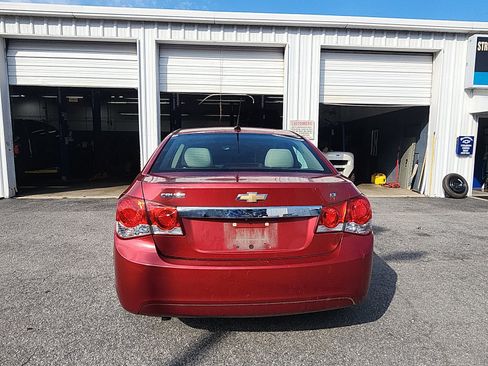 Used 2014 Chevrolet Cruze LT FWD image 4