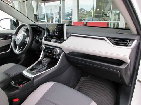 Certified 2023 Toyota RAV4 XLE w/ Convenience Package AWD/4WD image 25