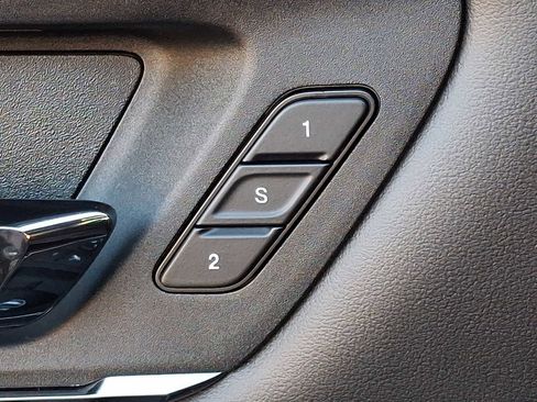 Used 2024 RAM 1500 Limited w/ Body Color Bumper Group image 26