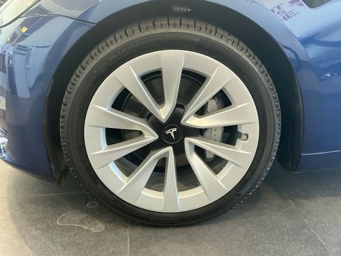 Used 2022 Tesla Model 3 Long Range AWD/4WD image 24