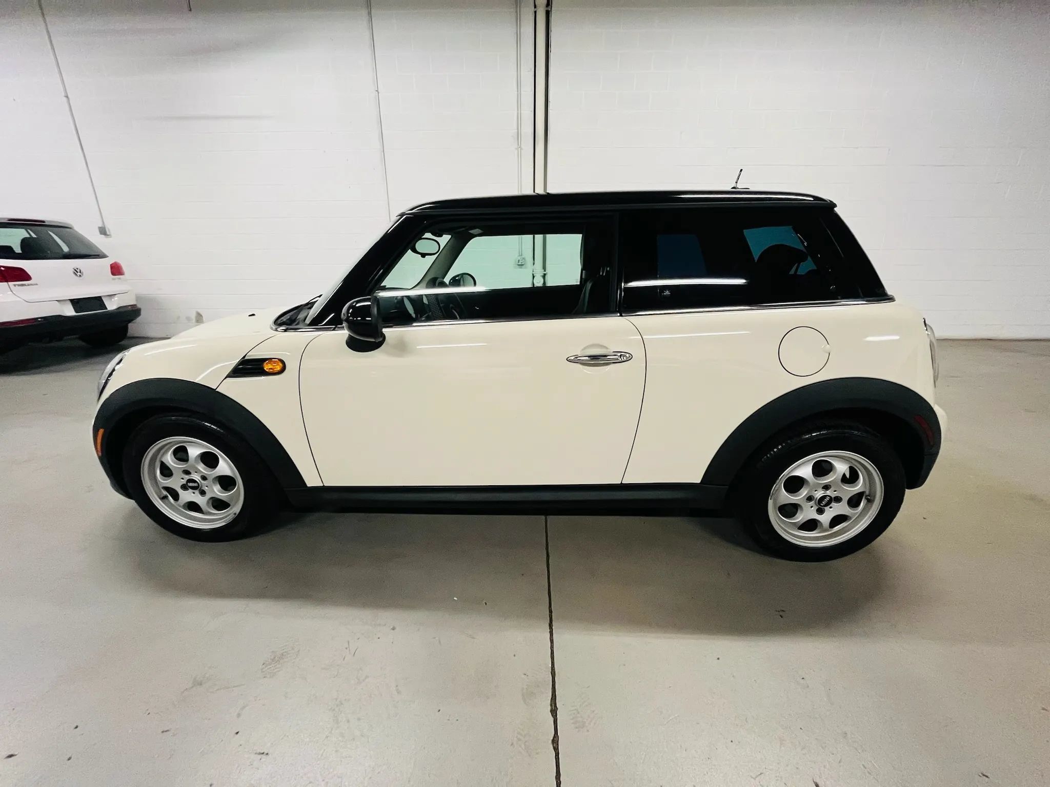 Used 2013 MINI Cooper Hardtop FWD image 5