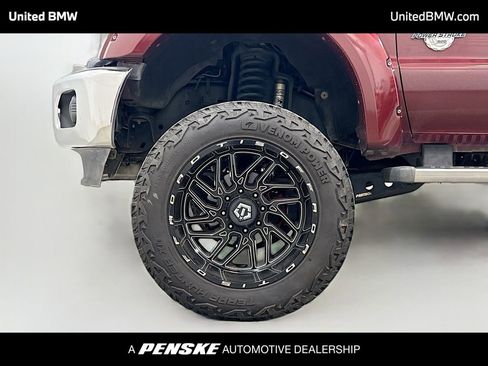 Used 2011 Ford F250 Lariat w/ Lariat Ultimate Pkg image 2