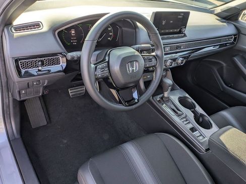 Certified 2025 Honda Civic Sport image 4