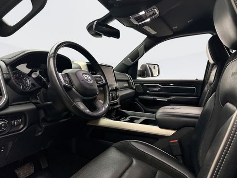 Used 2019 RAM 1500 Laramie image 10