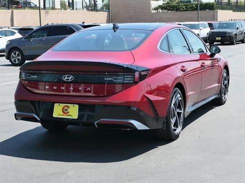 New 2025 Hyundai Sonata SEL FWD image 3