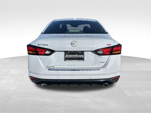 Used 2023 Nissan Altima 2.5 SR image 6