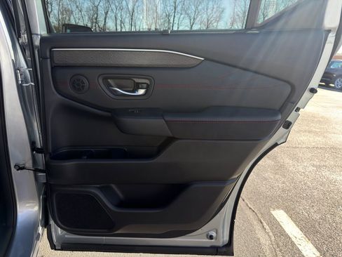 New 2026 Honda Pilot Black Edition image 24