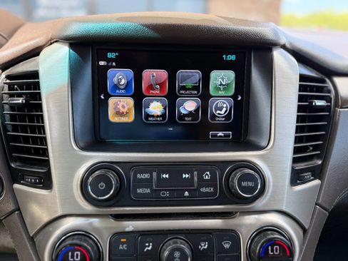 Used 2018 GMC Yukon Denali image 13