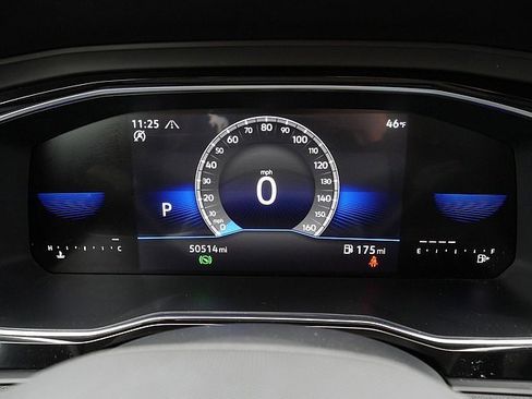 Used 2024 Volkswagen Jetta Sport image 28