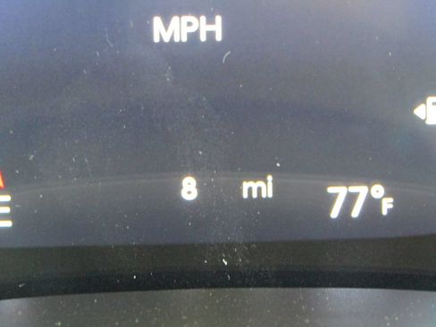 New 2027 Chrysler Pacifica Select AWD/4WD image 28