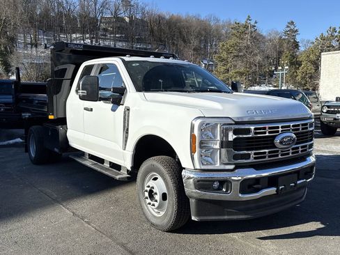 New 2026 Ford F350 XL w/ XL Chrome Package image 1