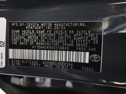Used 2025 Toyota Camry SE FWD image 22