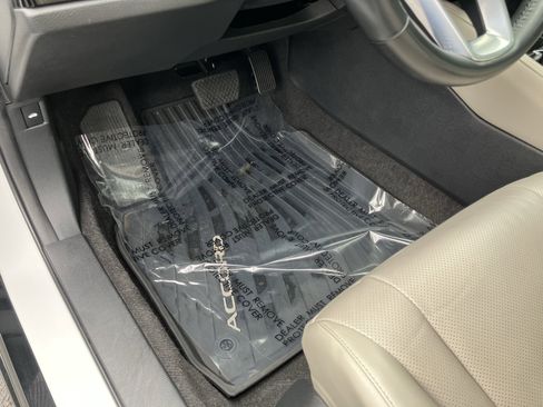 Certified 2024 Honda Accord Touring image 18