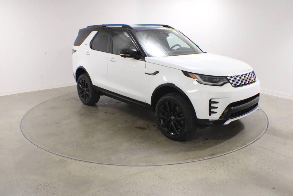 New 2026 Land Rover Discovery Limited Edition AWD/4WD image 8