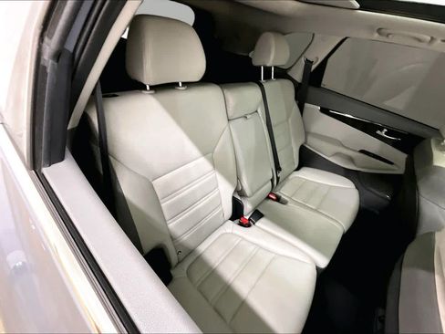 Used 2020 Kia Sorento SX AWD/4WD image 19