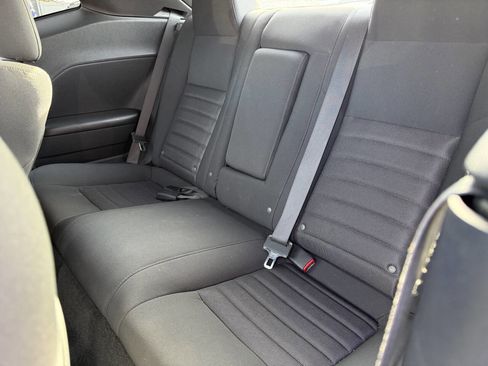 Used 2009 Dodge Challenger SE image 11