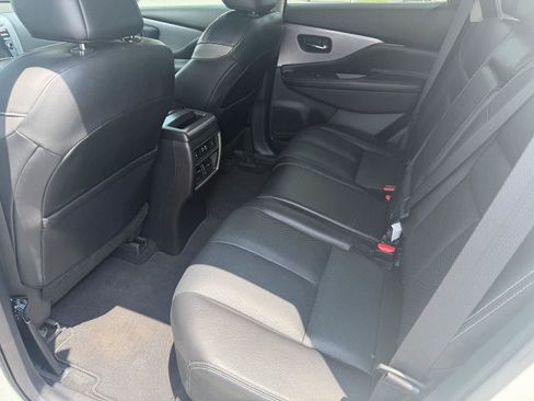 Used 2020 Nissan Murano SL w/ Moonroof Package FWD image 4