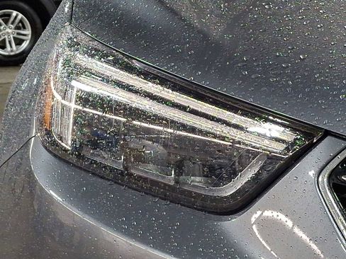 Used 2019 Buick Encore Essence w/ Experience Buick Package image 9