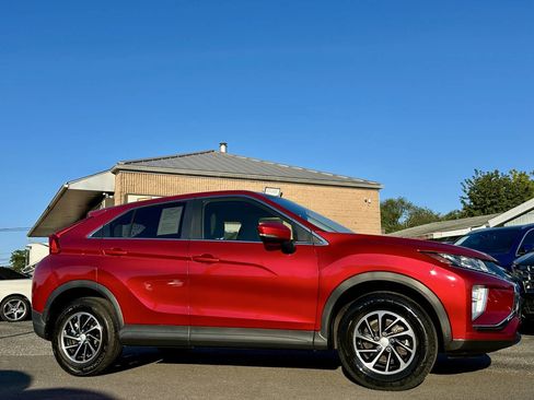 Used 2020 Mitsubishi Eclipse Cross ES image 2