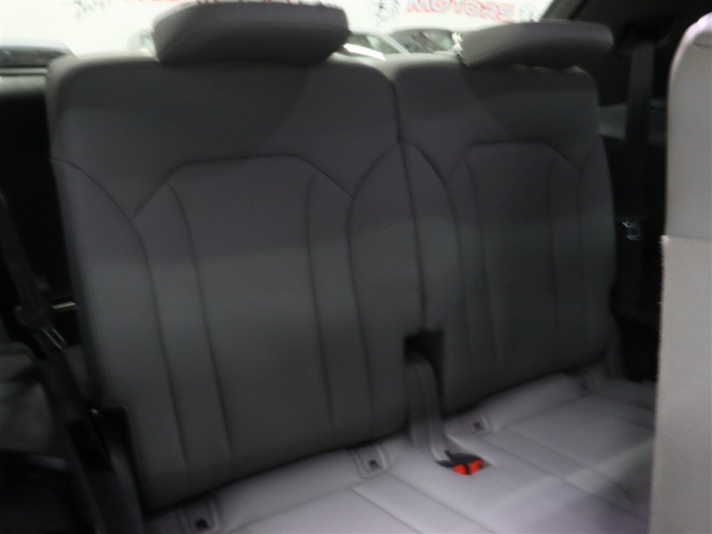 Used 2021 Audi Q7 3.0T Prestige AWD/4WD image 21