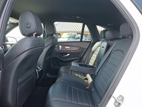 Used 2019 Mercedes-Benz GLC 300 4MATIC image 10