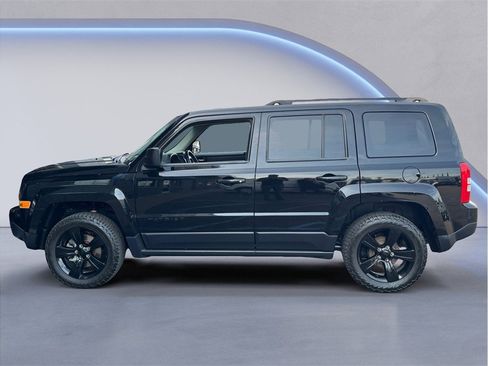 Used 2014 Jeep Patriot Sport w/ Power Value Group image 3
