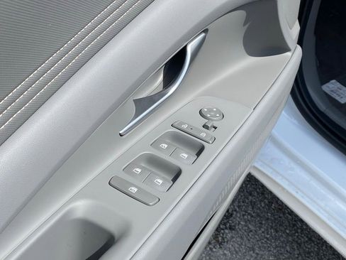 New 2026 Hyundai Elantra Sport FWD image 11