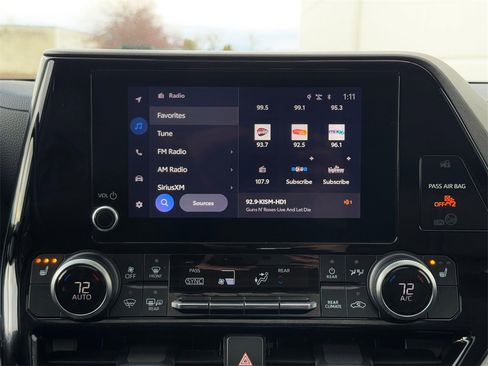 Certified 2023 Toyota Highlander XLE image 19