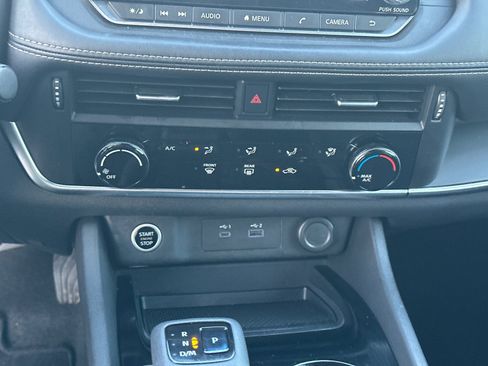 Certified 2021 Nissan Rogue S image 29