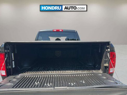 Used 2011 RAM 1500 ST w/ ST Popular Equipment Group AWD/4WD image 9