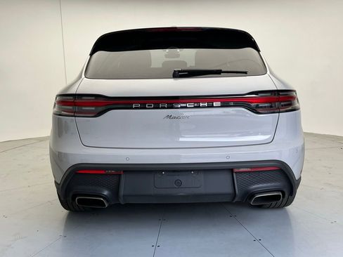 Used 2024 Porsche Macan AWD/4WD image 21