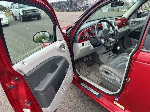 Used 2007 Chrysler PT Cruiser Limited w/ Chrome Accents Group FWD image 33