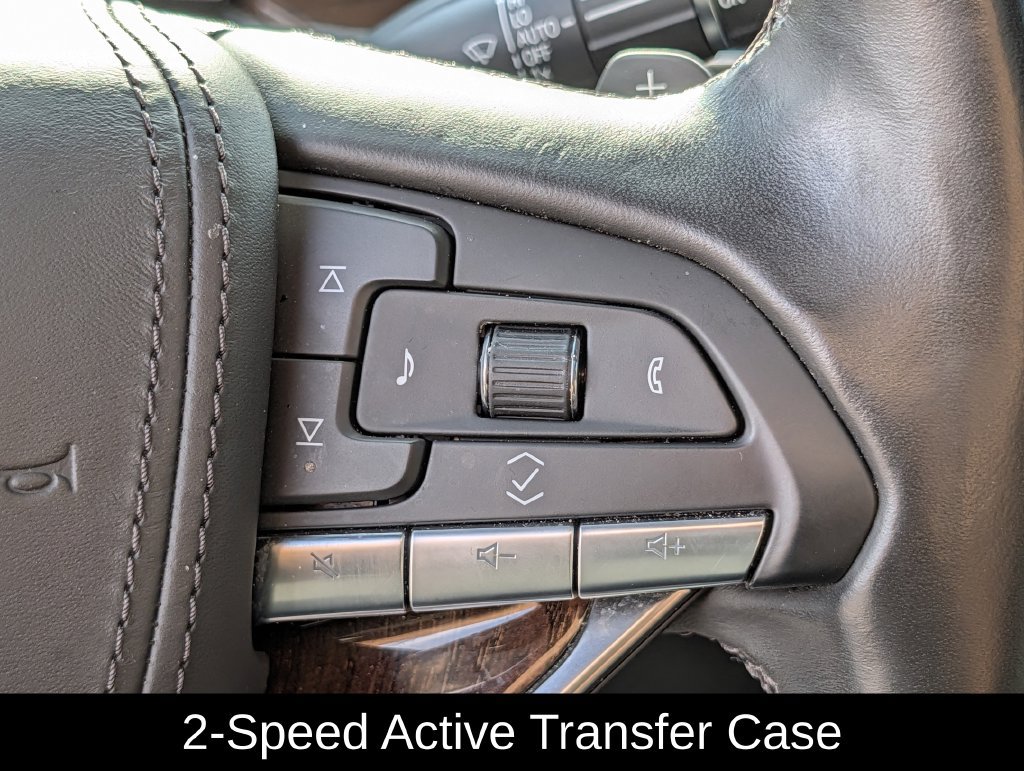 Used 2022 Cadillac Escalade Premium Luxury Platinum w/ Heavy-Duty Trailer Package AWD/4WD image 20
