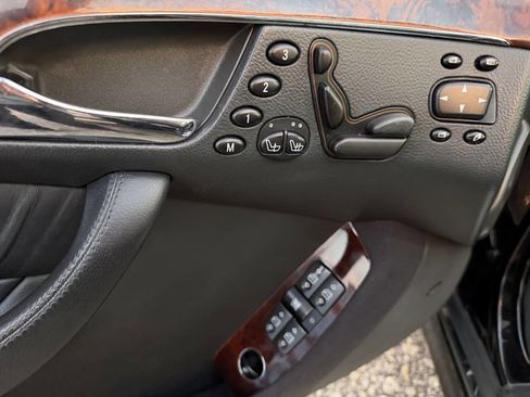 Used 2005 Mercedes-Benz S 500 image 14