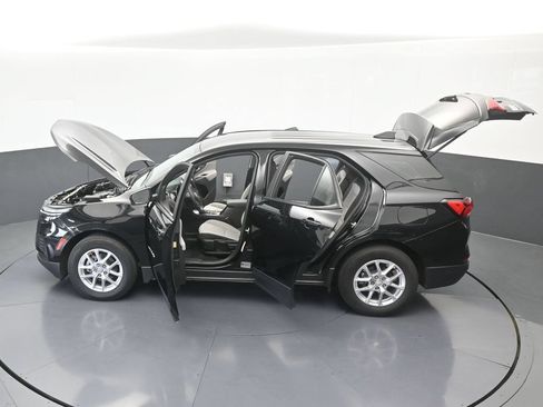 Used 2023 Chevrolet Equinox LS FWD image 61