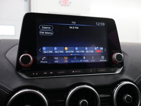 Used 2024 Nissan Sentra SV FWD image 11
