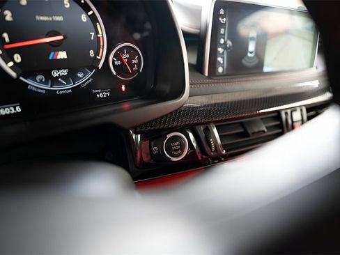 Used 2017 BMW X6 M image 53