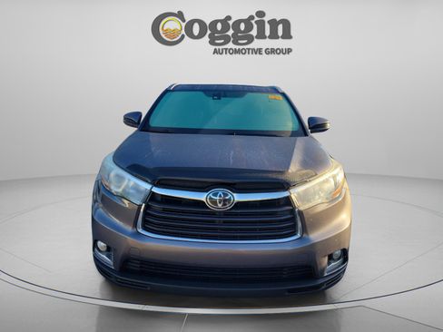 Used 2015 Toyota Highlander Limited Platinum image 6
