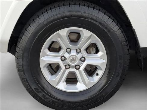 Used 2023 Toyota 4Runner SR5 Premium image 27