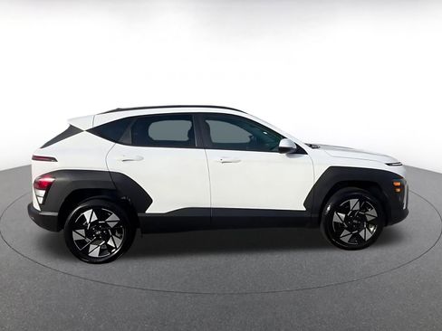 Used 2025 Hyundai Kona SEL image 15