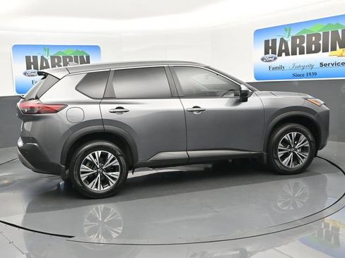 Used 2023 Nissan Rogue SV FWD image 6