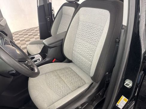 Used 2023 Chevrolet Equinox LS AWD/4WD image 22